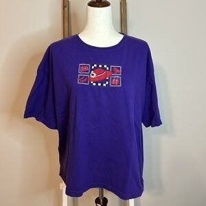 Red Hat Society Short Sleeve Top with Embroidery Size 2X- See Measurements